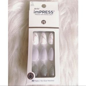 IMPRESS press-on nails